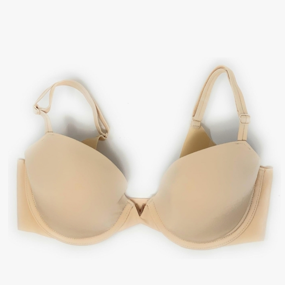 Victoria's Secret Sexy Illusions Lightly Lined Demi Bra, Size 32A